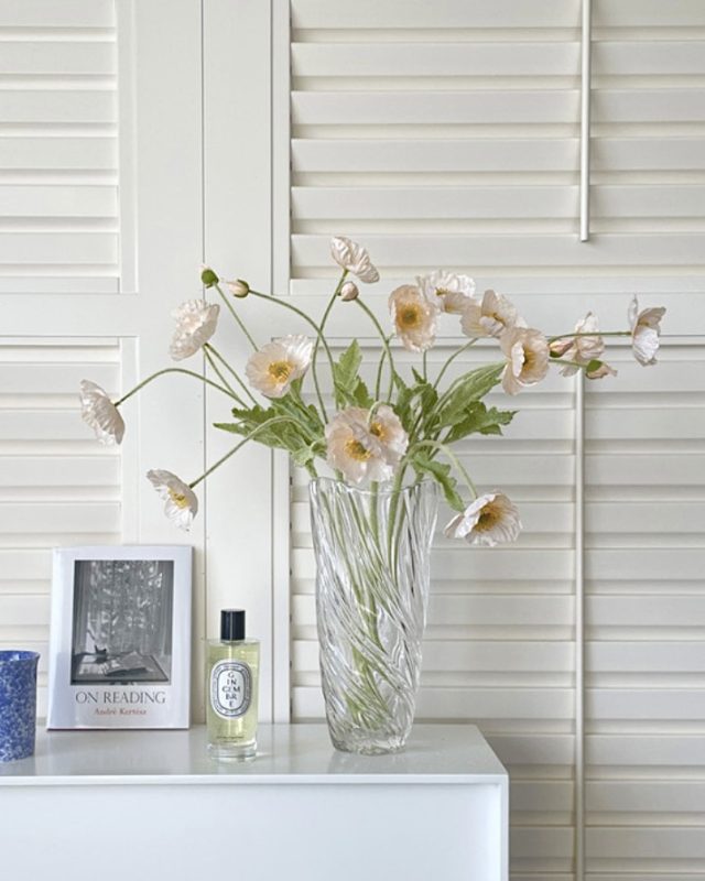 wavy glass vase ガラスフラワーベース 花瓶 ウェービー おしゃれな韓国インテリア laure studio