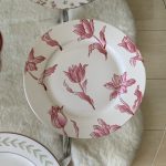 dry tulip plate
