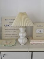 cashy pleats lamp