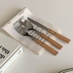 wooden cutlery set