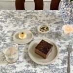 toile de jouy tablecloth