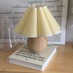 honey check frill lamp