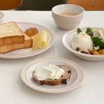 claytan beige rim plate set