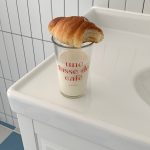 Une tasse de cafe glass