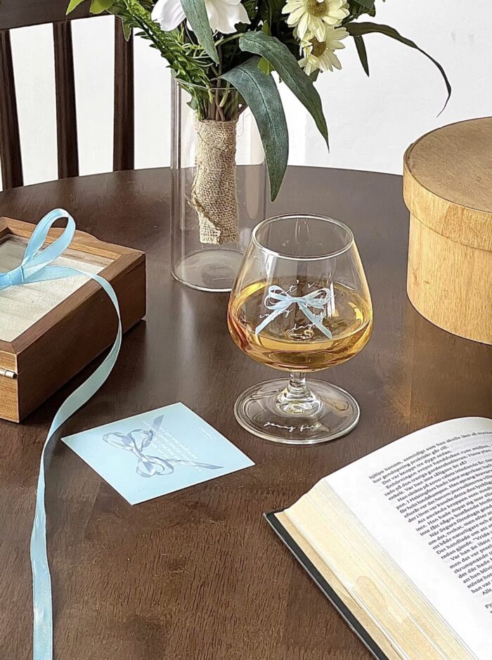 blue bowtie glass - 画像 (6)