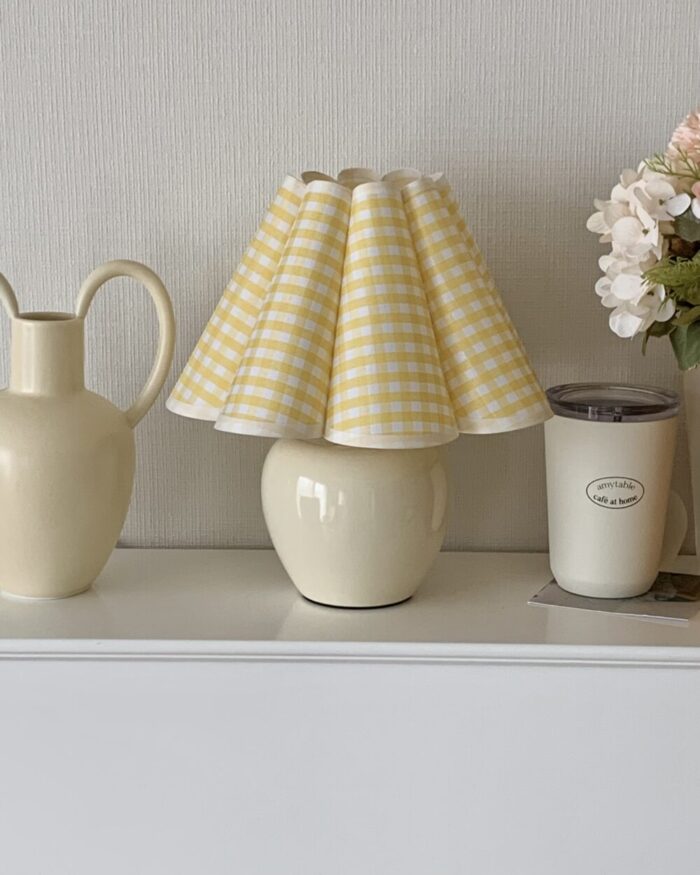 vintage apple frill lamp(butter) - 画像 (8)