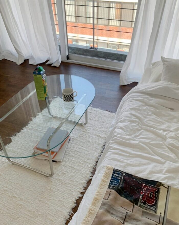 glass oval table - 画像 (3)