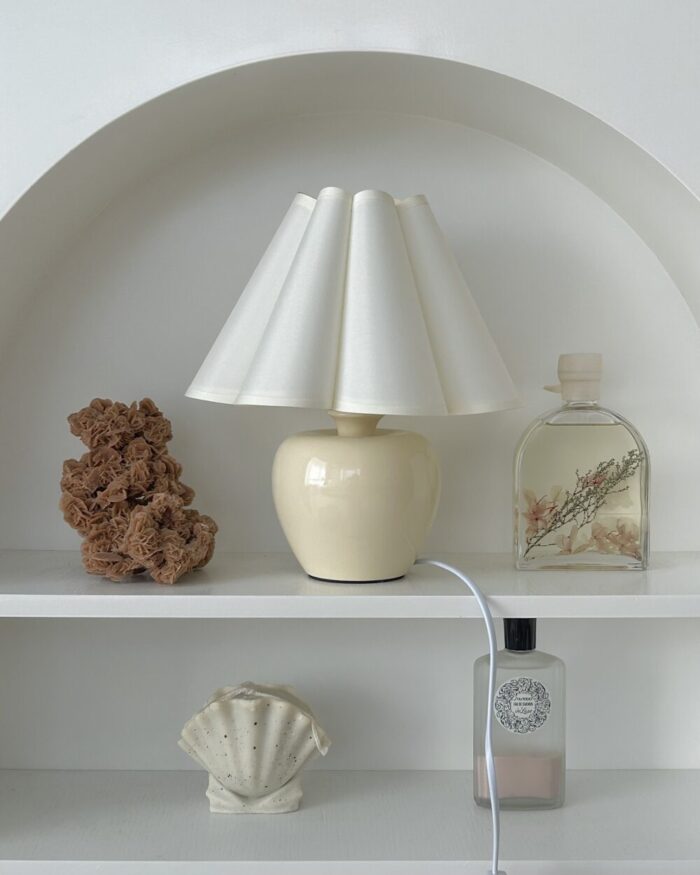 vintage apple frill lamp(butter) - 画像 (4)