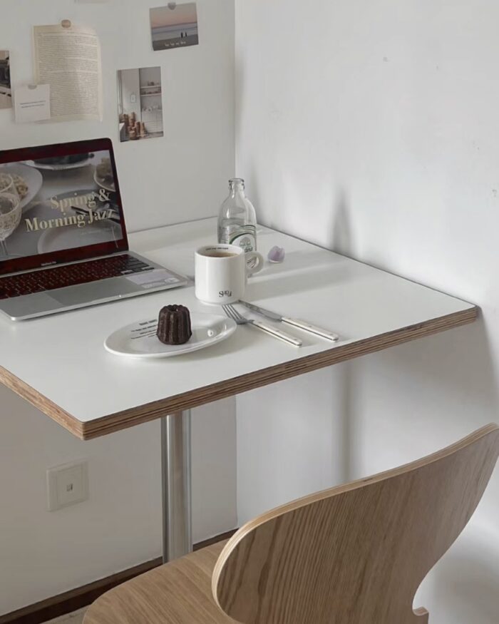 square cafe table - 画像 (8)