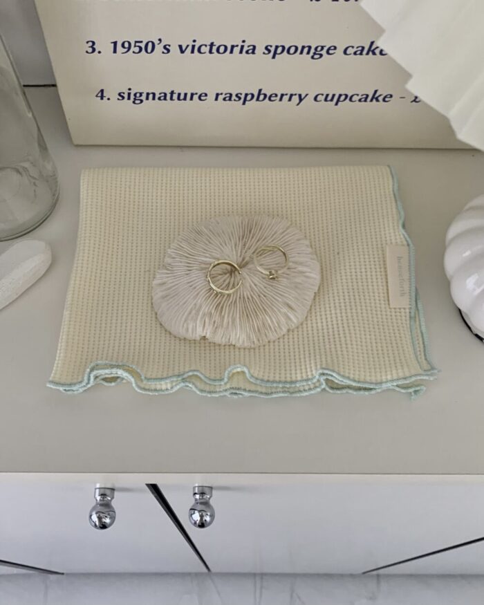 white round coral - 画像 (5)