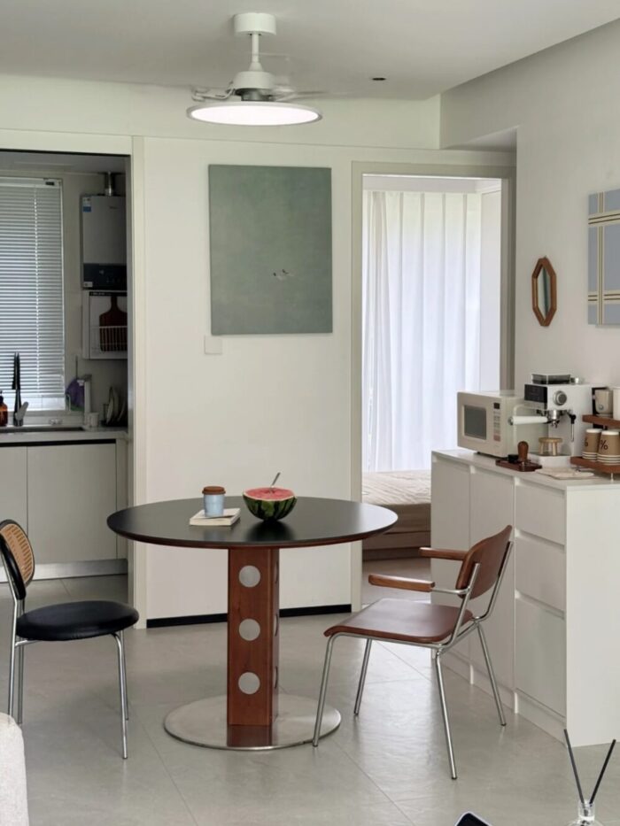 trio round wood table - 画像 (8)