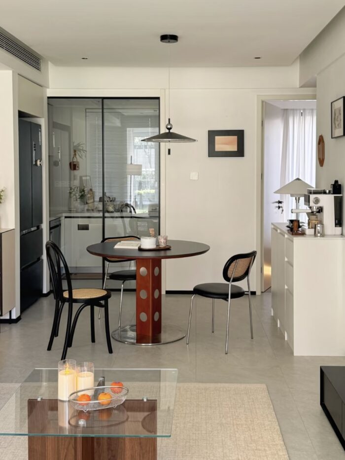 trio round wood table - 画像 (9)