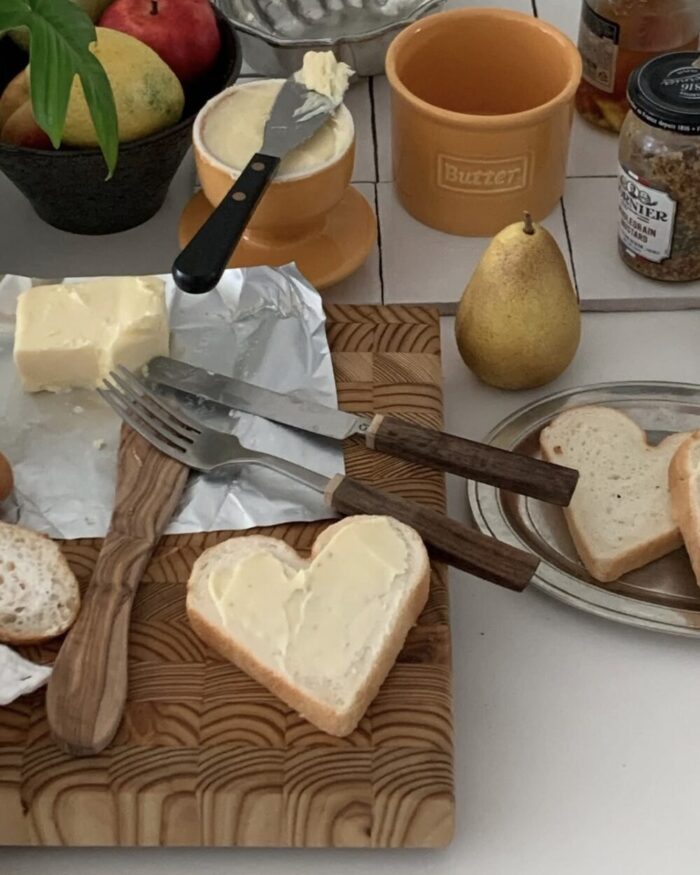 larchwood square cutting board - 画像 (5)