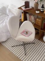 swan chair