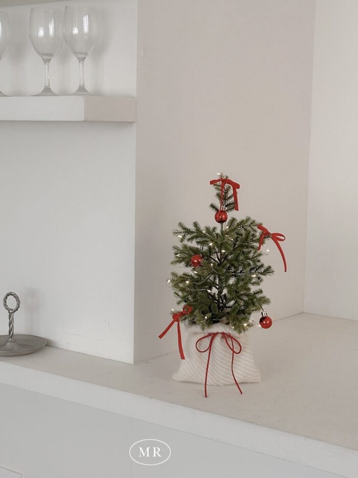Holly natural mini christmas tree - 画像 (2)