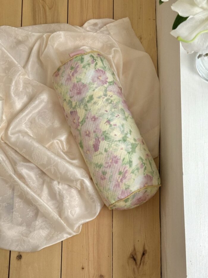 opértum lime lilac floral cushion - 画像 (7)