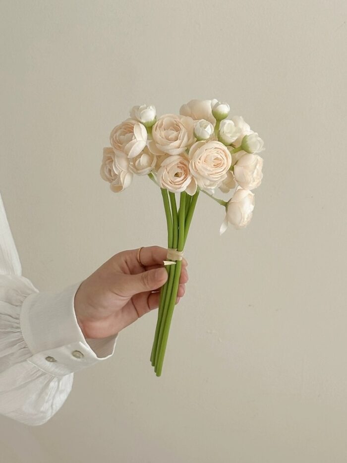 Buttercup flower - 画像 (19)