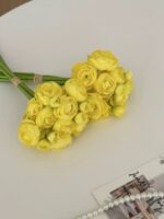 Buttercup flower - 画像 (5)