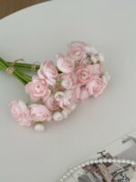 Buttercup flower - 画像 (3)