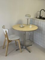 butter mellow round table